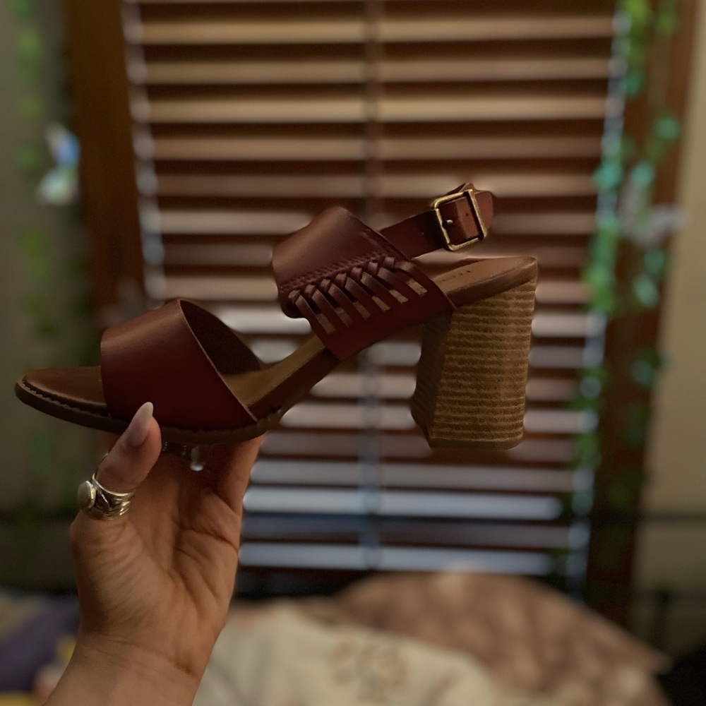 Weave Block heel